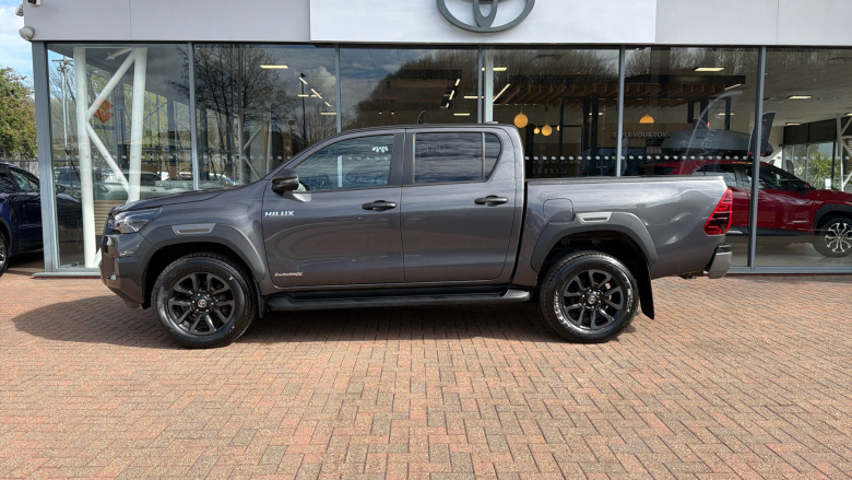 Toyota Hilux Diesel Invincible X D/Cab Pick Up 2.8 D-4D Auto